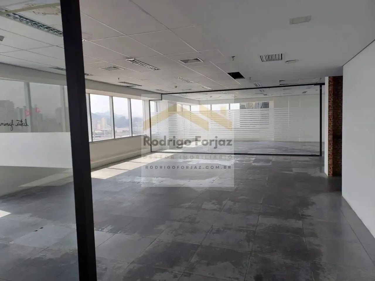 Edificio West Towers - 1/2 Laje corporativa para LOCAÇÃO com 476m² COM DIVISÓRIAS - Ed. We - Foto 2