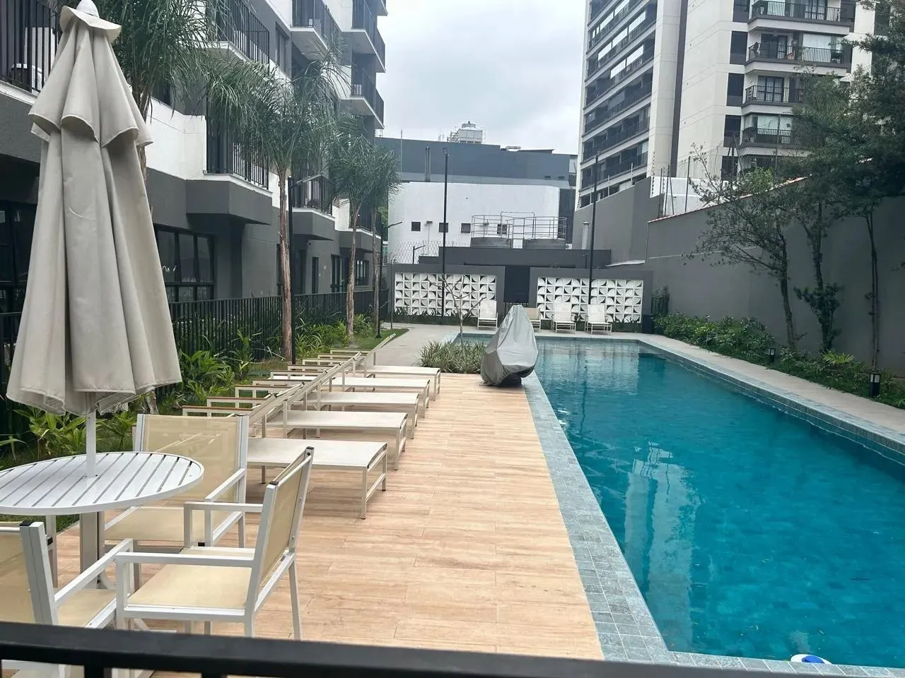 Studio para locação com 27m² totalmente mobiliado, lazer completo