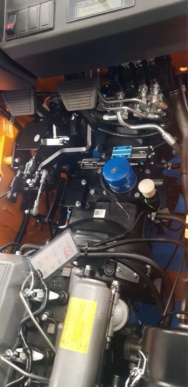 EMPILHADEIRA HANGCHA CPQD25 DIESEL ZERO ! TRIPLEX COM DESLOCADOR  - Foto 5