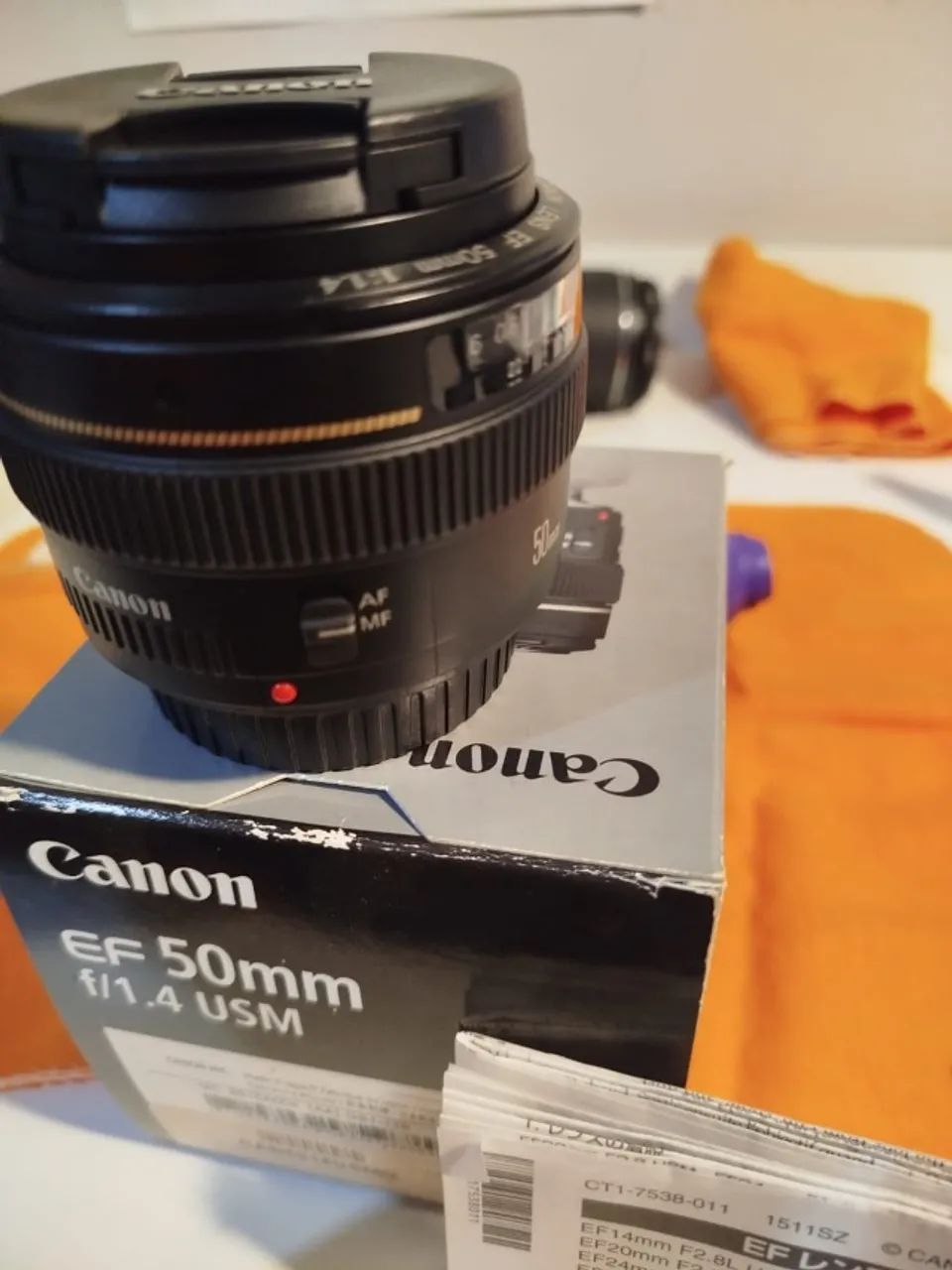 Lente Canon 50mm f/1.4 USM (usada - preço de ocasião para vender logo)