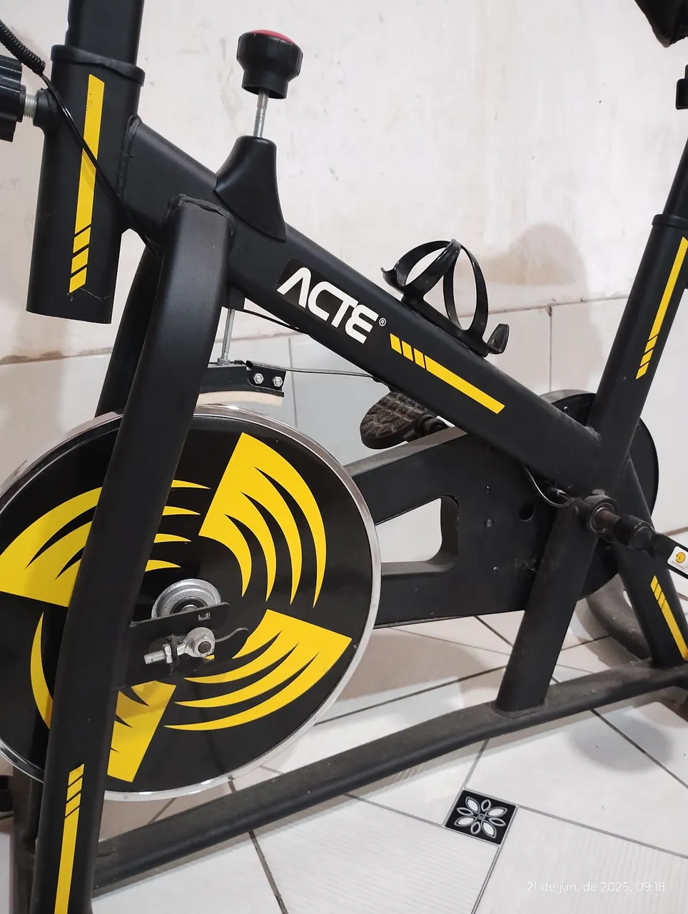 Bicicleta Ergométrica ACTE - Seminova