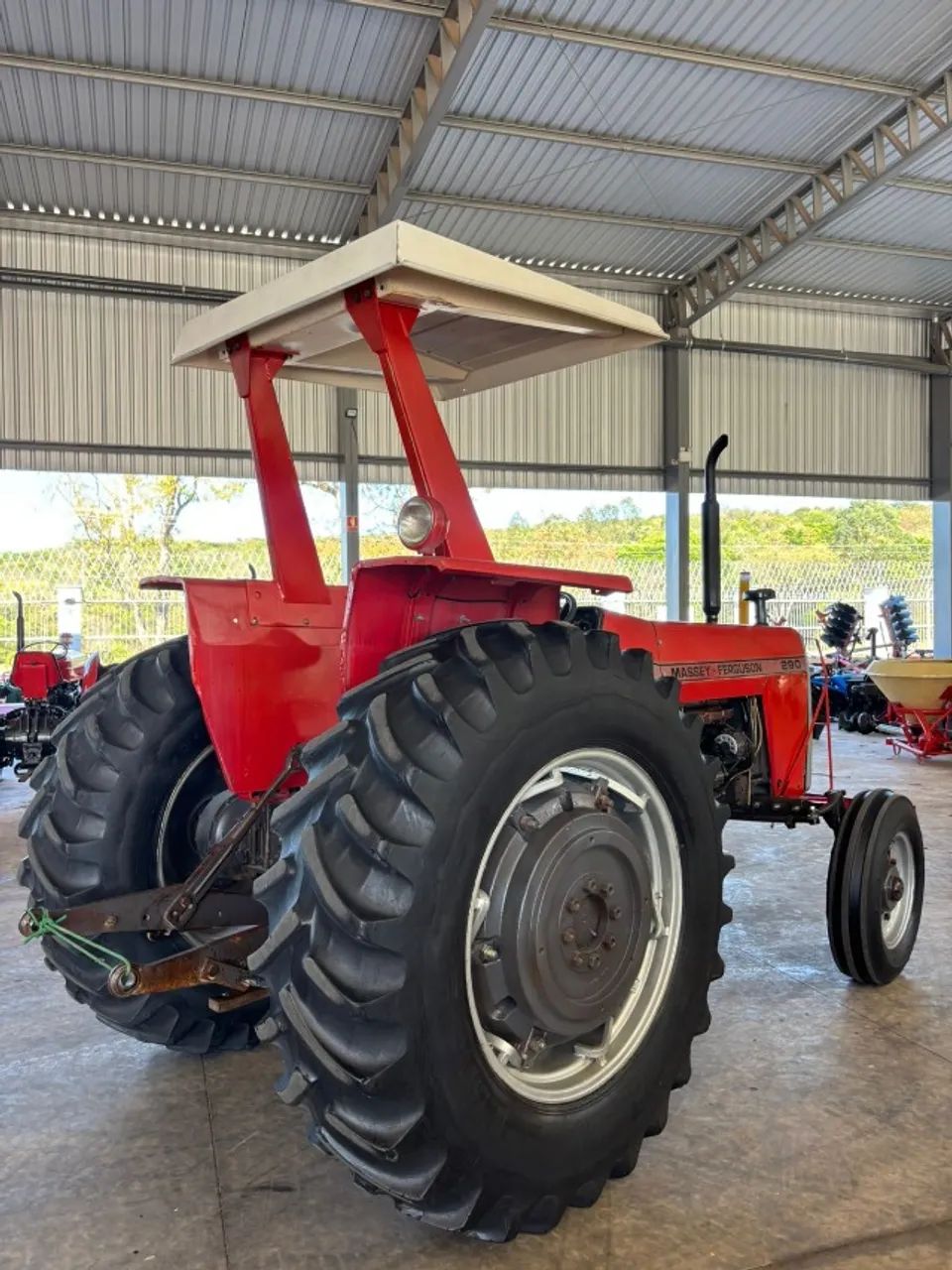 trator massey fergusson 290 4x2 - Foto 6