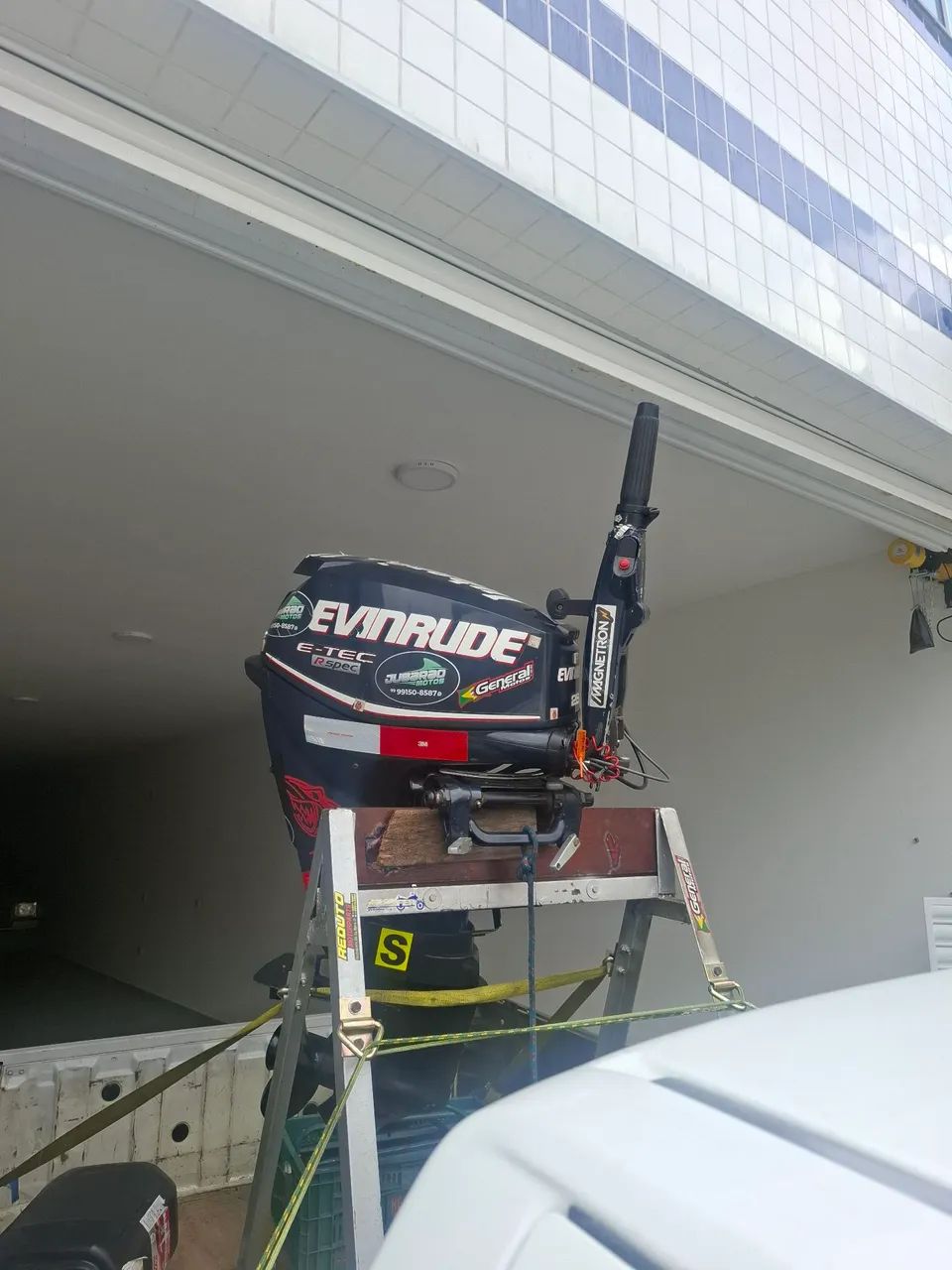 Motor 25 evinrude etec 2014  - Foto 11