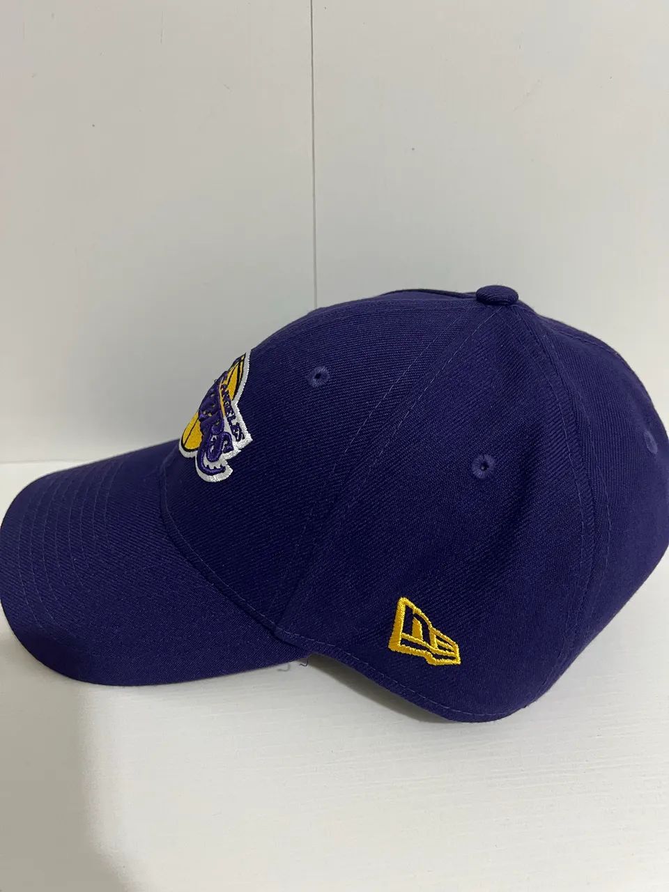 Boné New Era Lakers - Novo Sem Uso - Foto 2