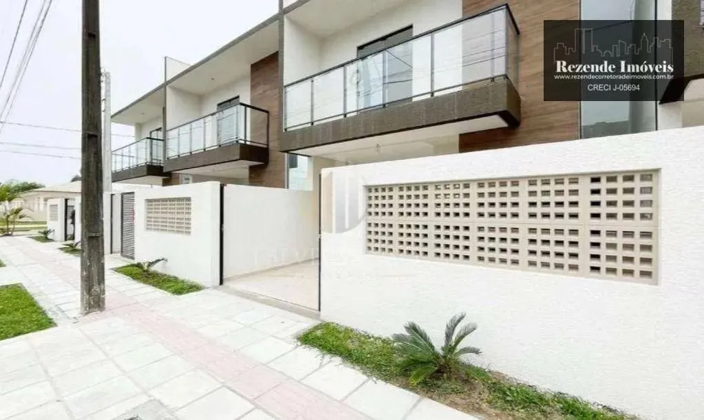 Sobrado com 3 dormitórios à venda, 96 m² por R$ 519.000,00 - Brejatuba - Guaratuba/PR