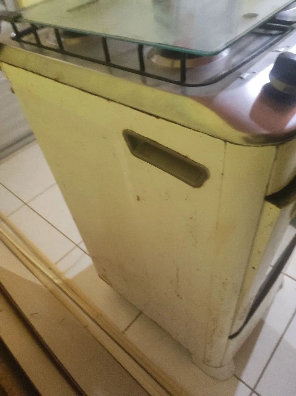 4-Burner Stove64739936711170121