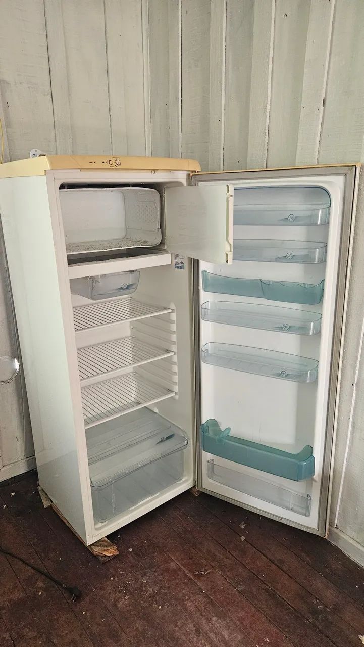 Geladeira Electrolux RE 32 - Foto 4