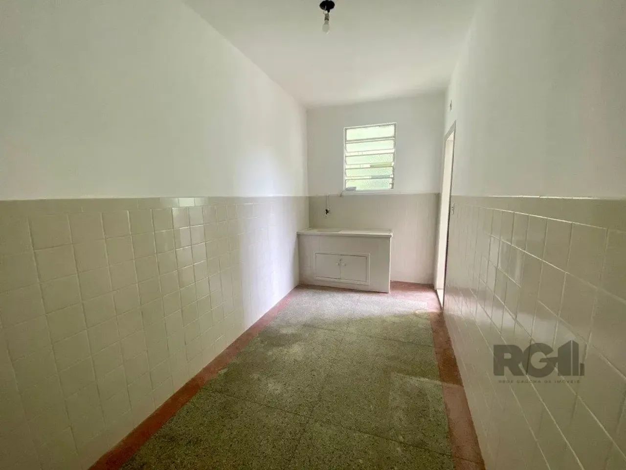 Apartamento 3 dormitórios com living 2 ambiente, cozinha separada e dependência completa,  - Foto 5