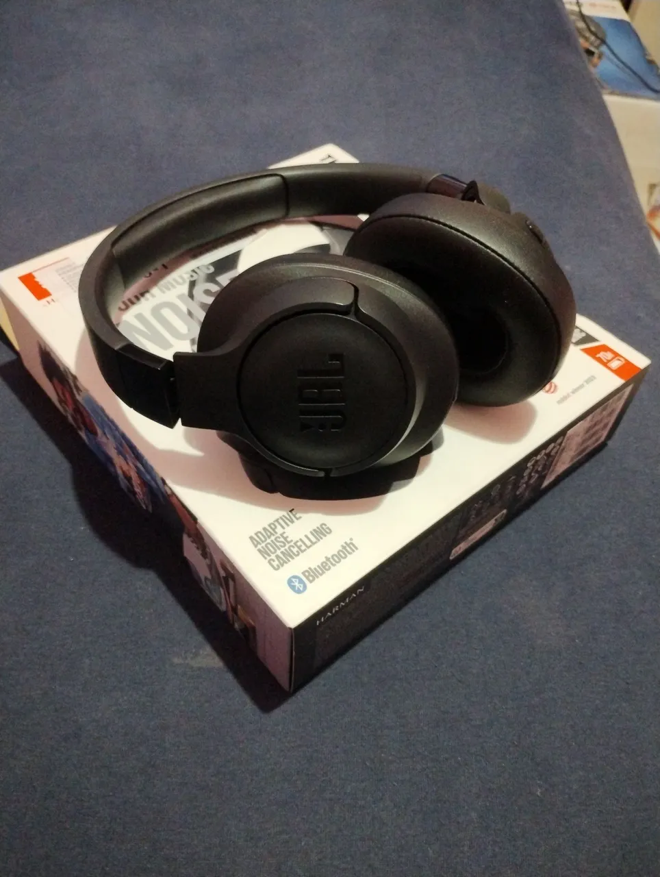 Fone de ouvido JBL Tune 760NC excelente estado- Bluetooth e Cancelamento de Ruído