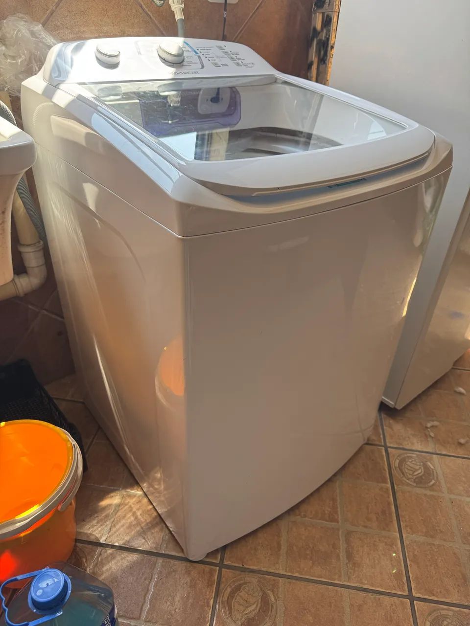 Máquina de Lavar Electrolux 17Kg Branca Premium Care com Cesto Inox e Sem Agitador - Foto 3