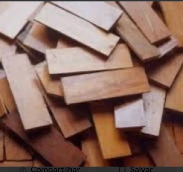 Taco de madeira antigo