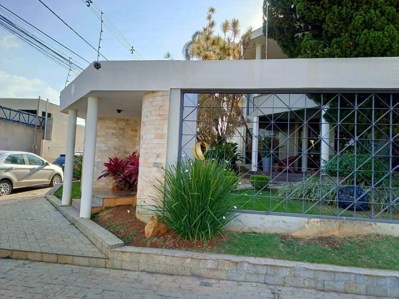 Casa de esquina - Centro de Sete Lagoas
