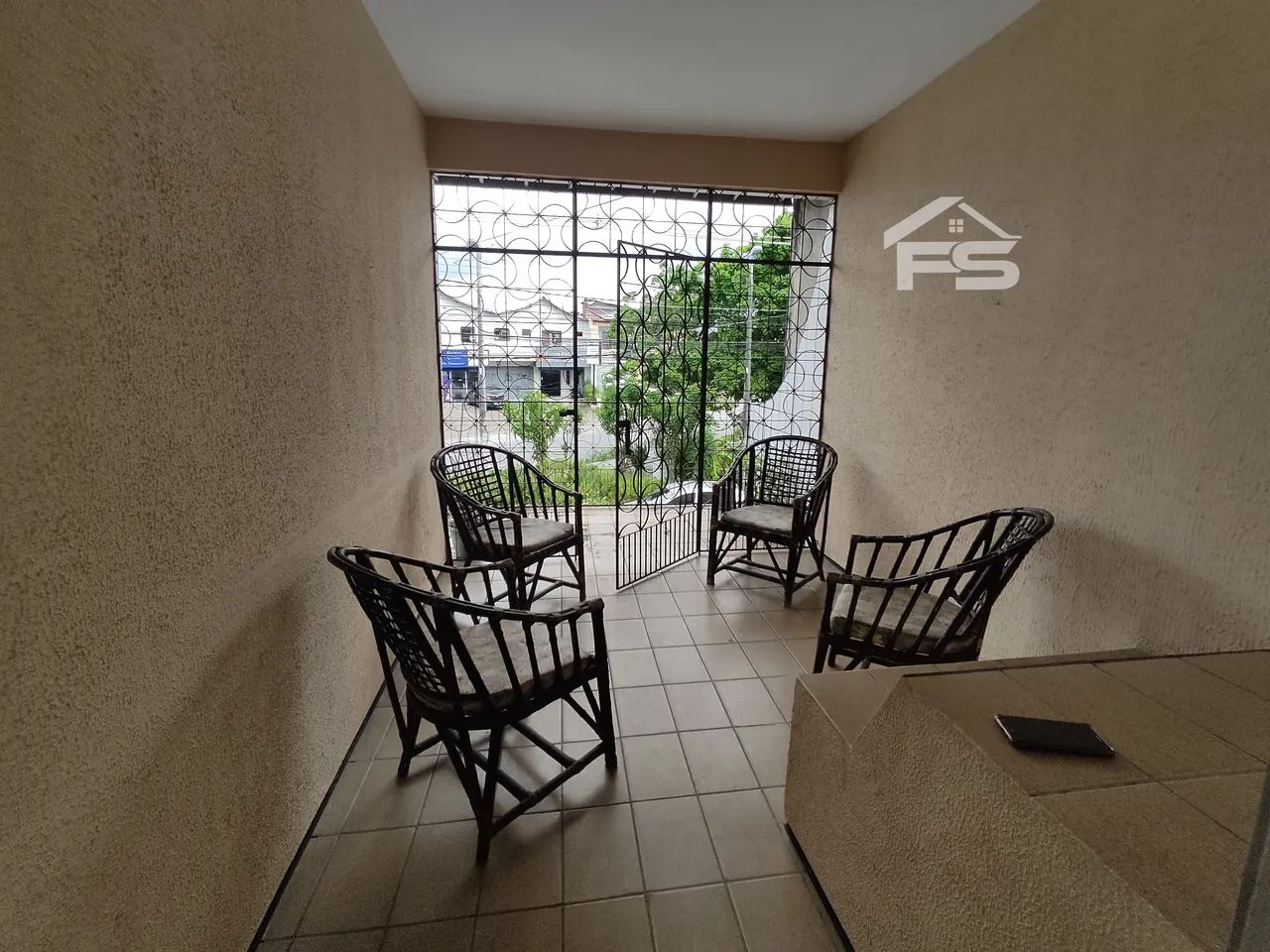 Casa Duplex no Bairro Montese com Ponto Comercial- Fortaleza - CE - Foto 4