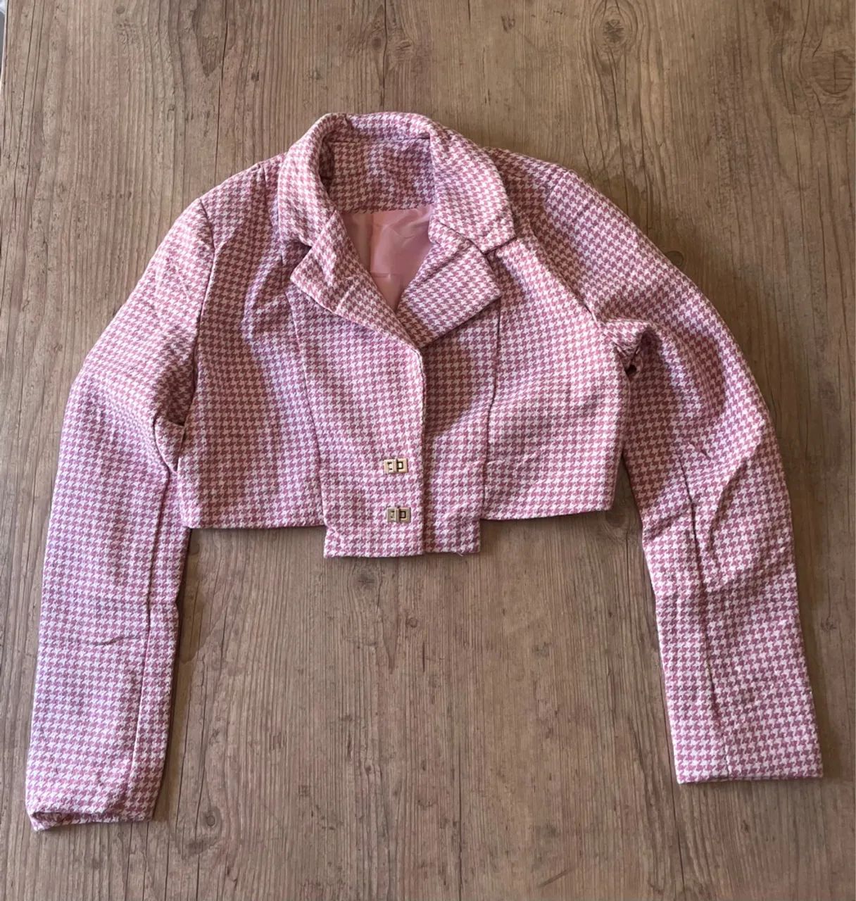 Jaqueta Cropped Rosa Tweed