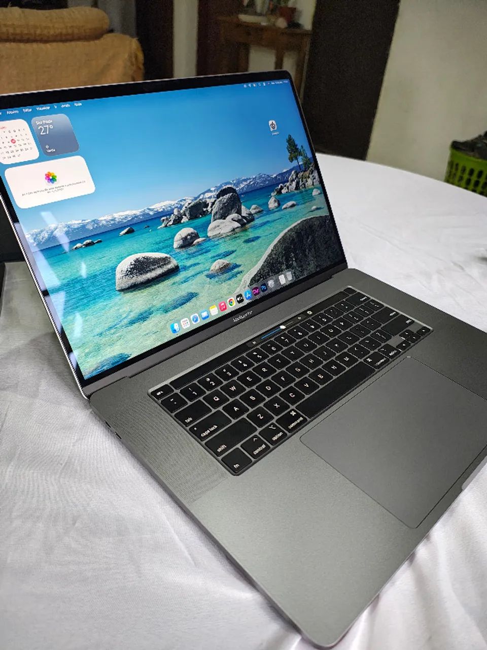 MacBook Pro 16' 2019 i7 2.6Hz 16GB 512GB OTIMO ESTADO - OLHAR