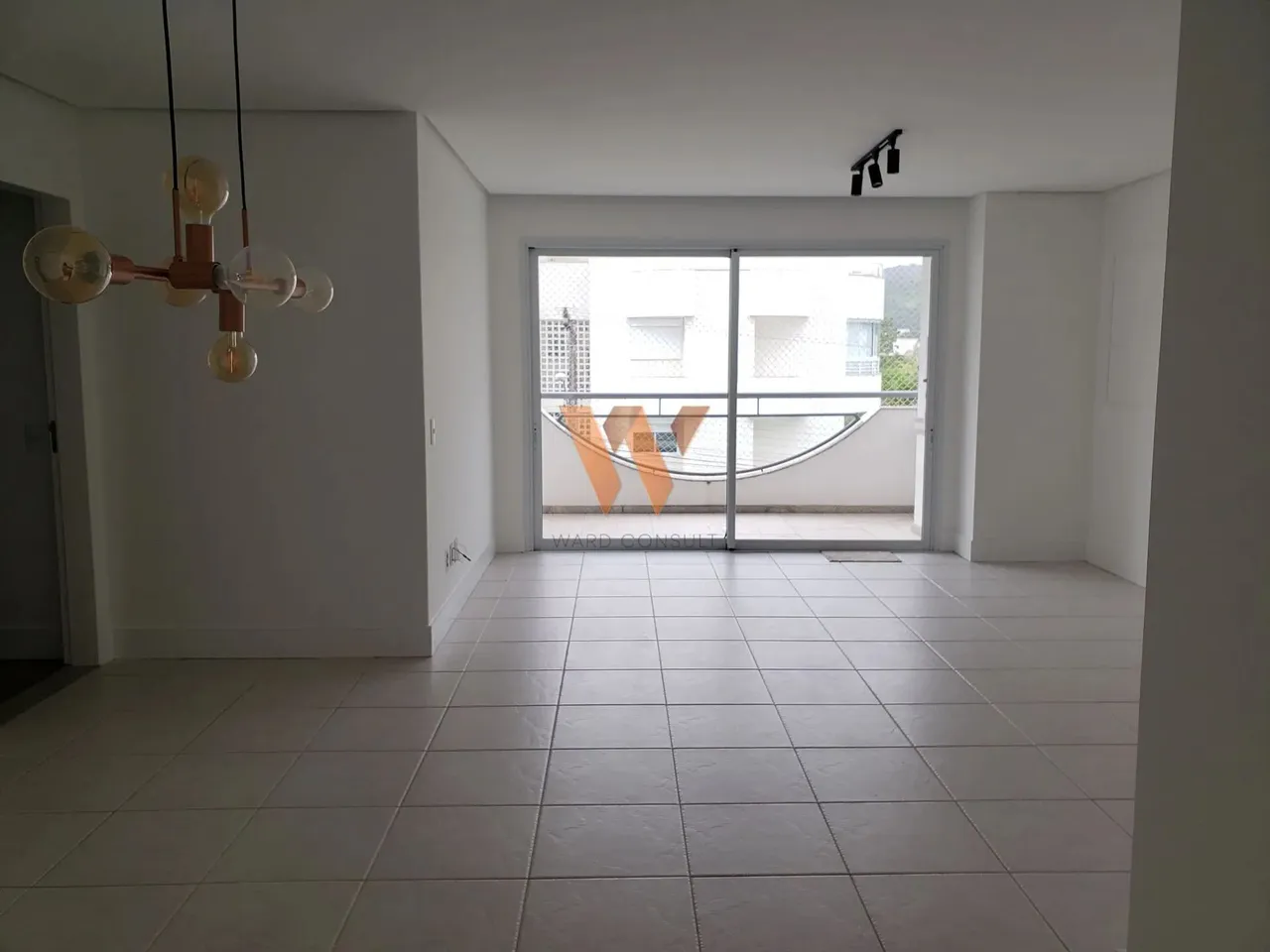 Apartamento Alto Padrão para ALUGUEL ANUAL em Jurerê Internacional, Florianópolis/SC