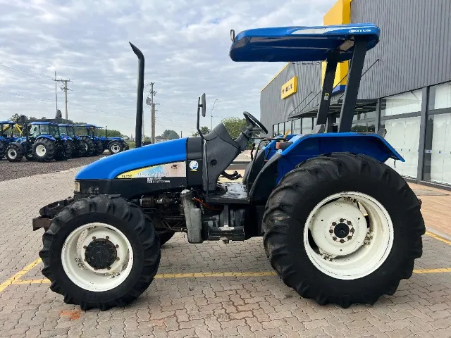 Trator New Holland TL75E