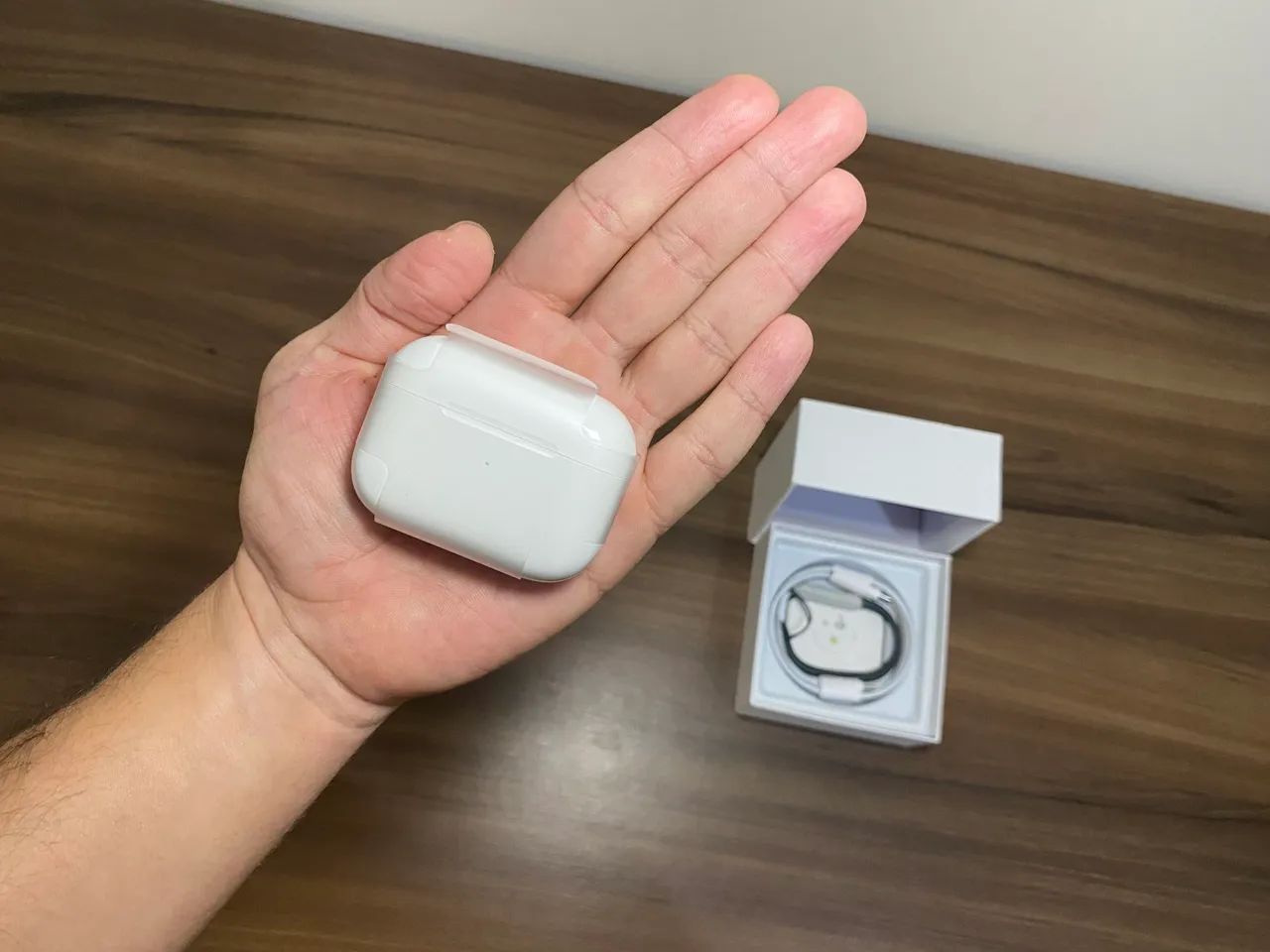 AirPods Pro (2ª Geração) + Brinde (Preço Negociável) - Fones de
