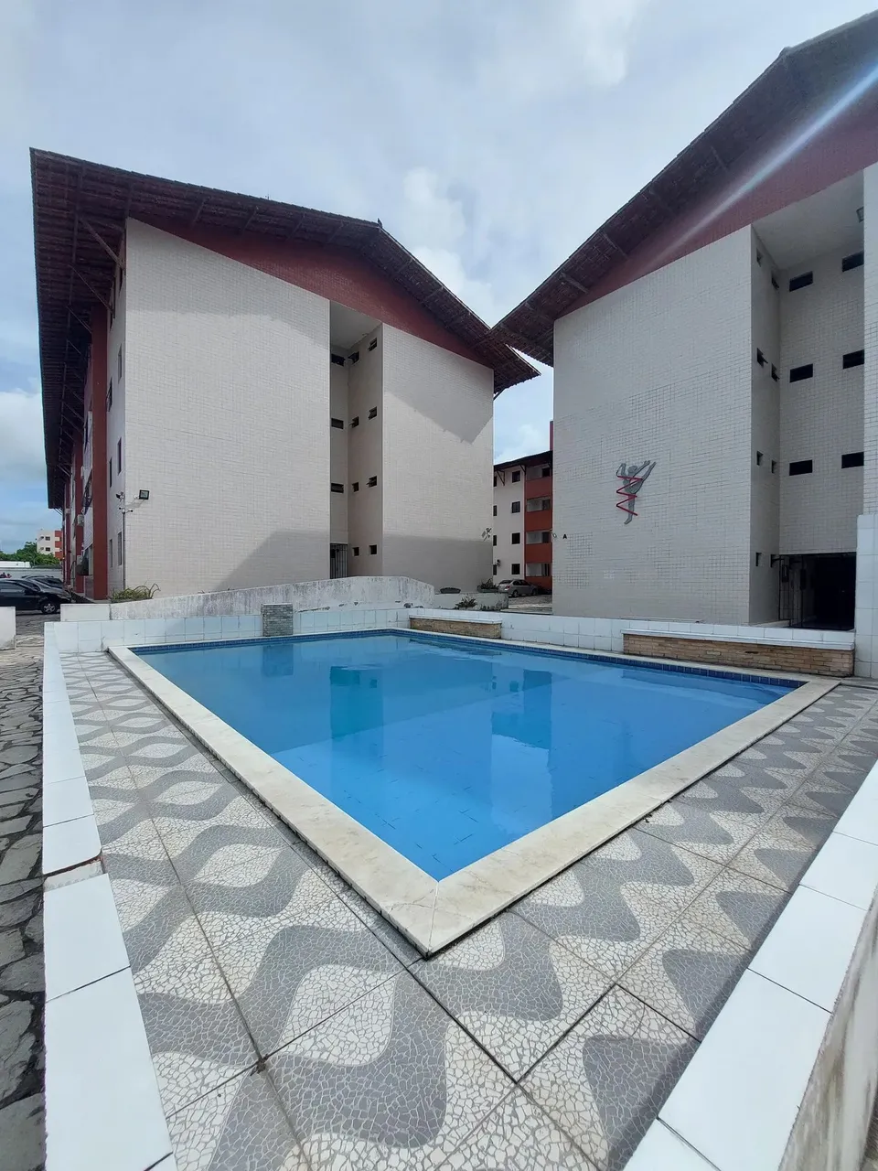Apto C/área de Lazer Piscina e Churrasqueira