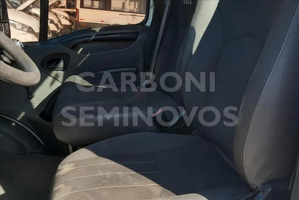 IVECO DAILY 35S14HDCS 4X2, ANO 2015 - Foto 7