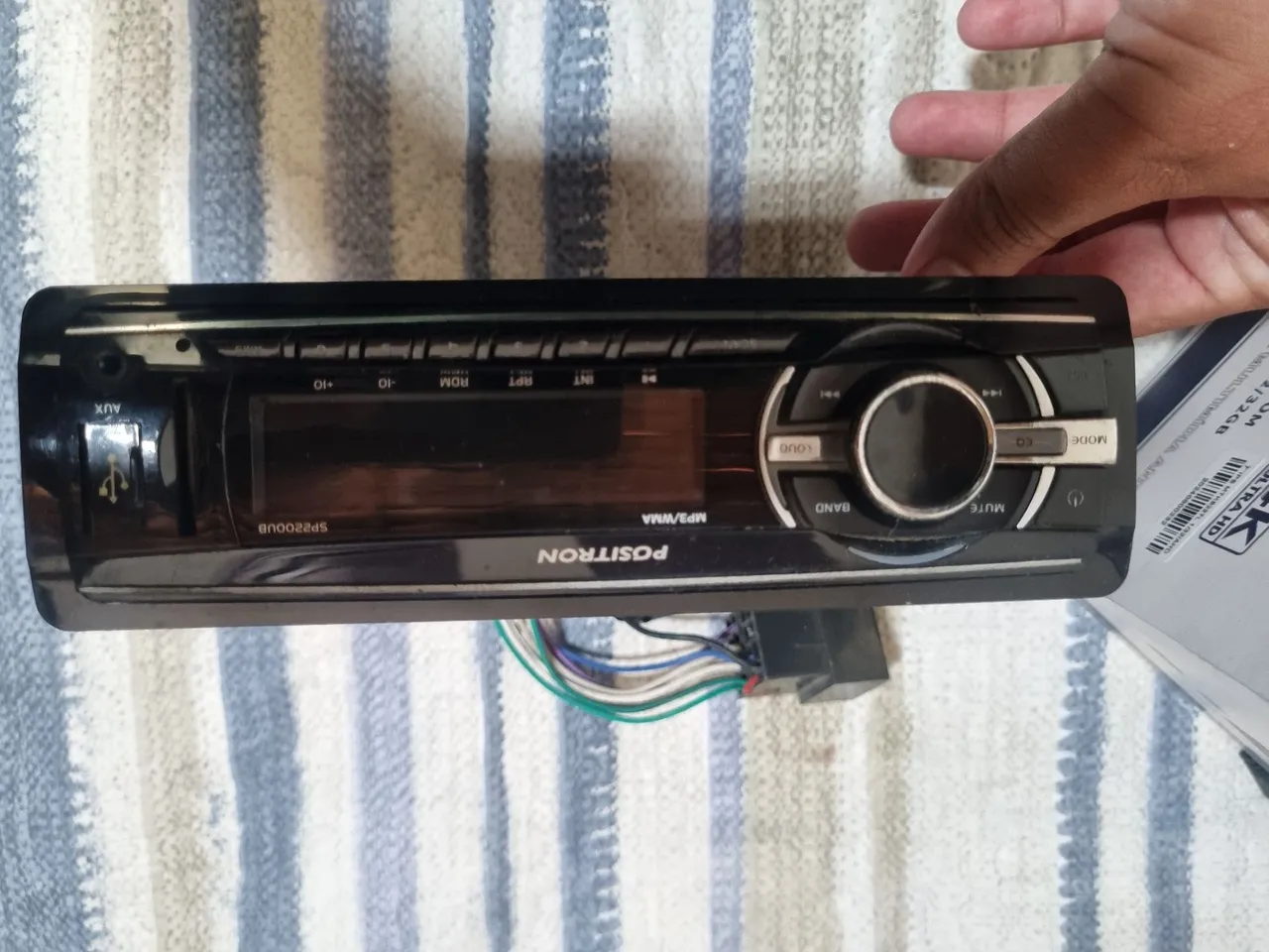 Som Automotivo Positron SP2200UB