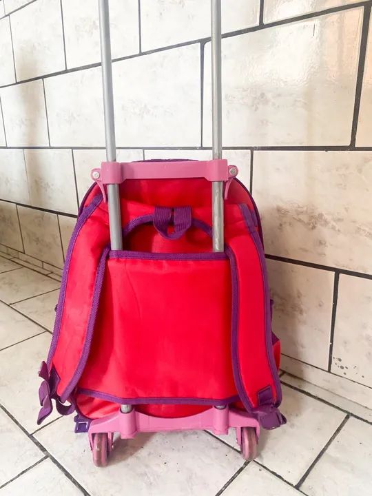 Kit mochila de rodinha masha e o urso - Foto 2