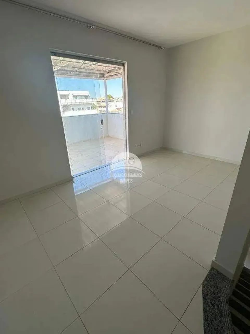 APARTAMENTO DUPLEX COM COZINHA COMPLETAMENTE PLANEJADA