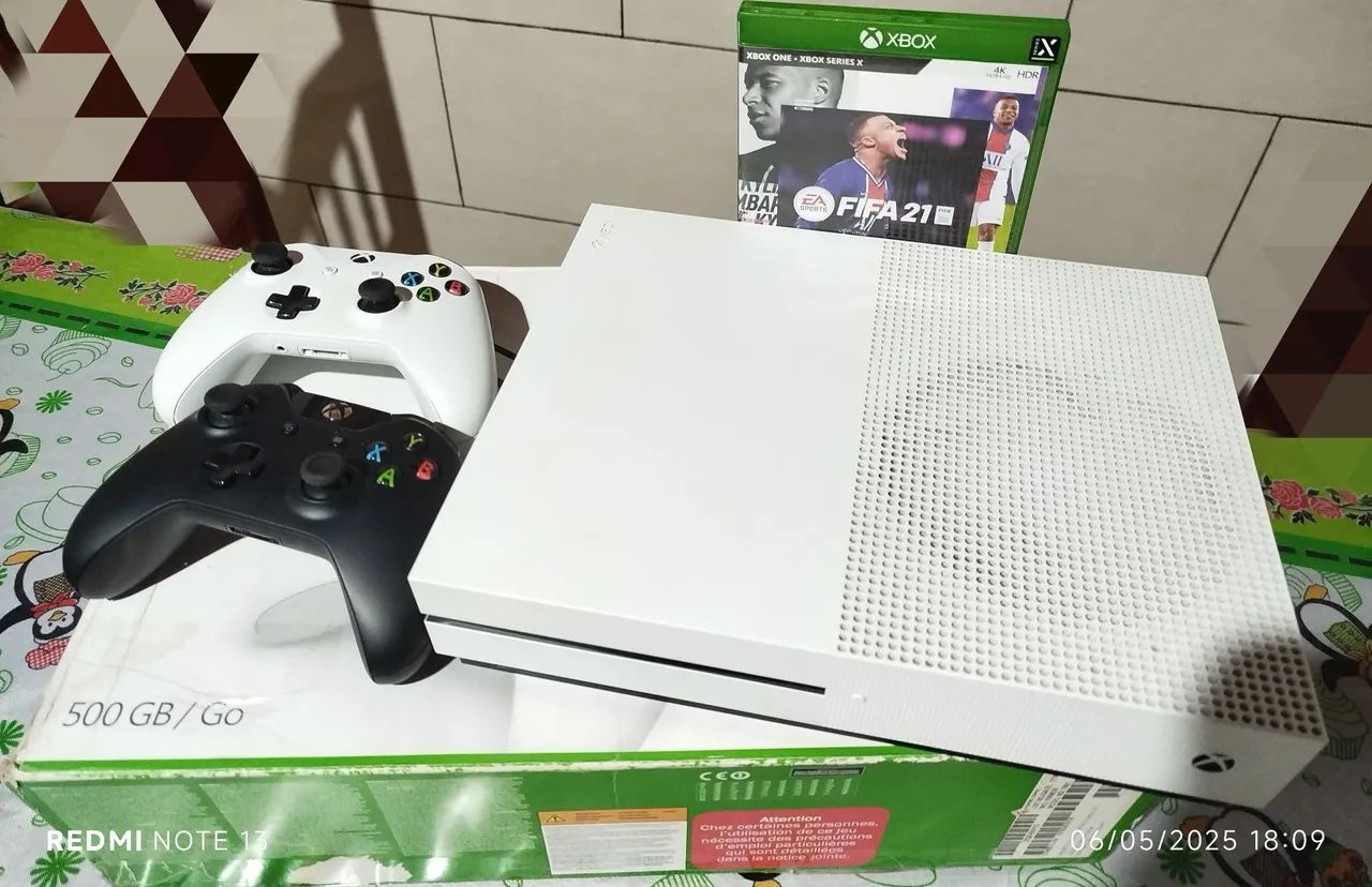 Xbox Series X 500GB + Jogo FIFA 21