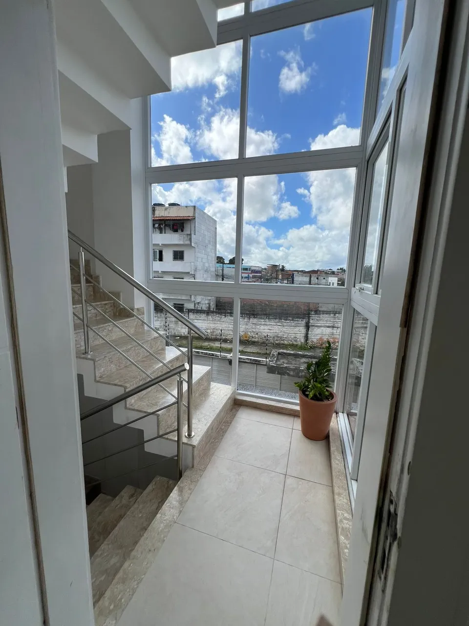 Sala Comercial para Locação 1º Andar