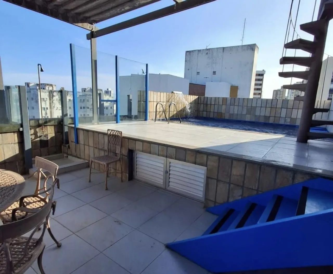 Temporada - Cobertura Graça/Barra. Privativos: piscina,sauna,academia,salão jogos. - Foto 4