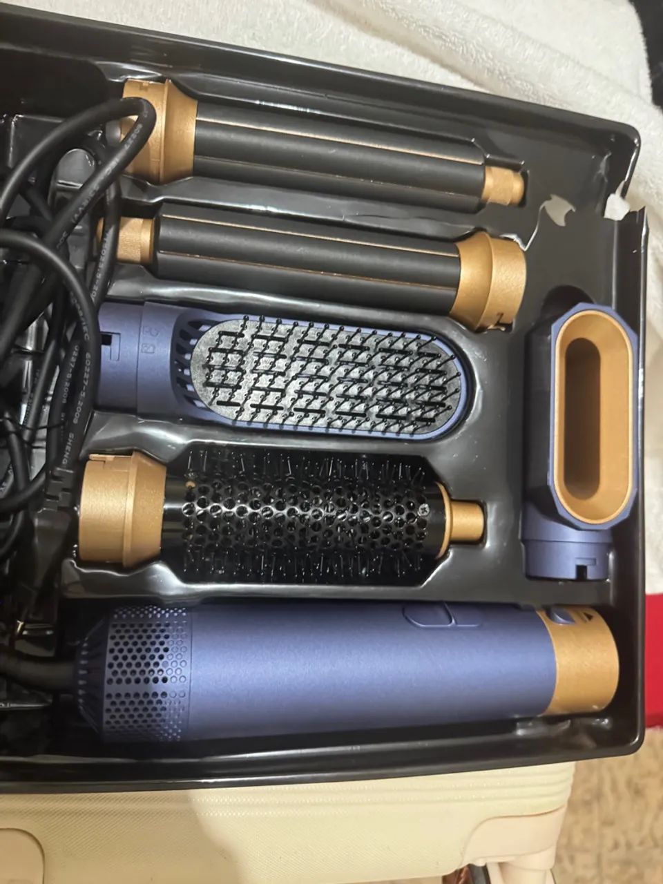 Escova modeladora 5 em 1 nova - Foto 2