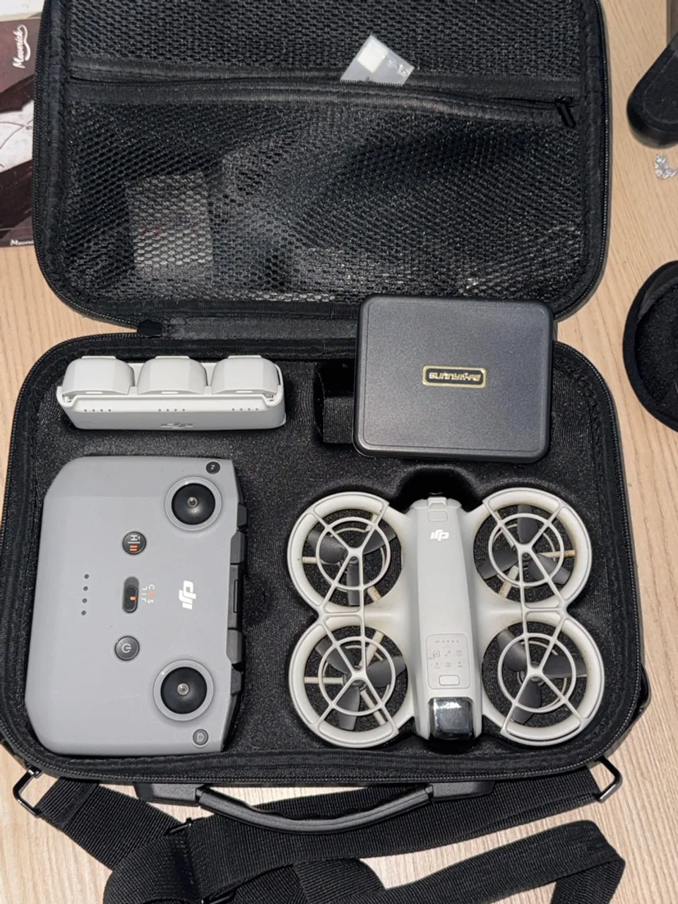 Dji Neo