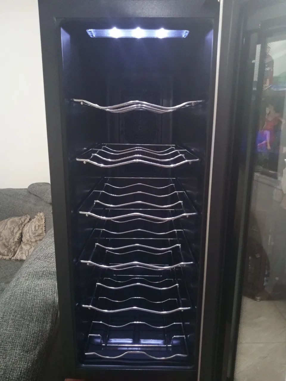 Adega para vinhos 12 garrafas - Foto 2