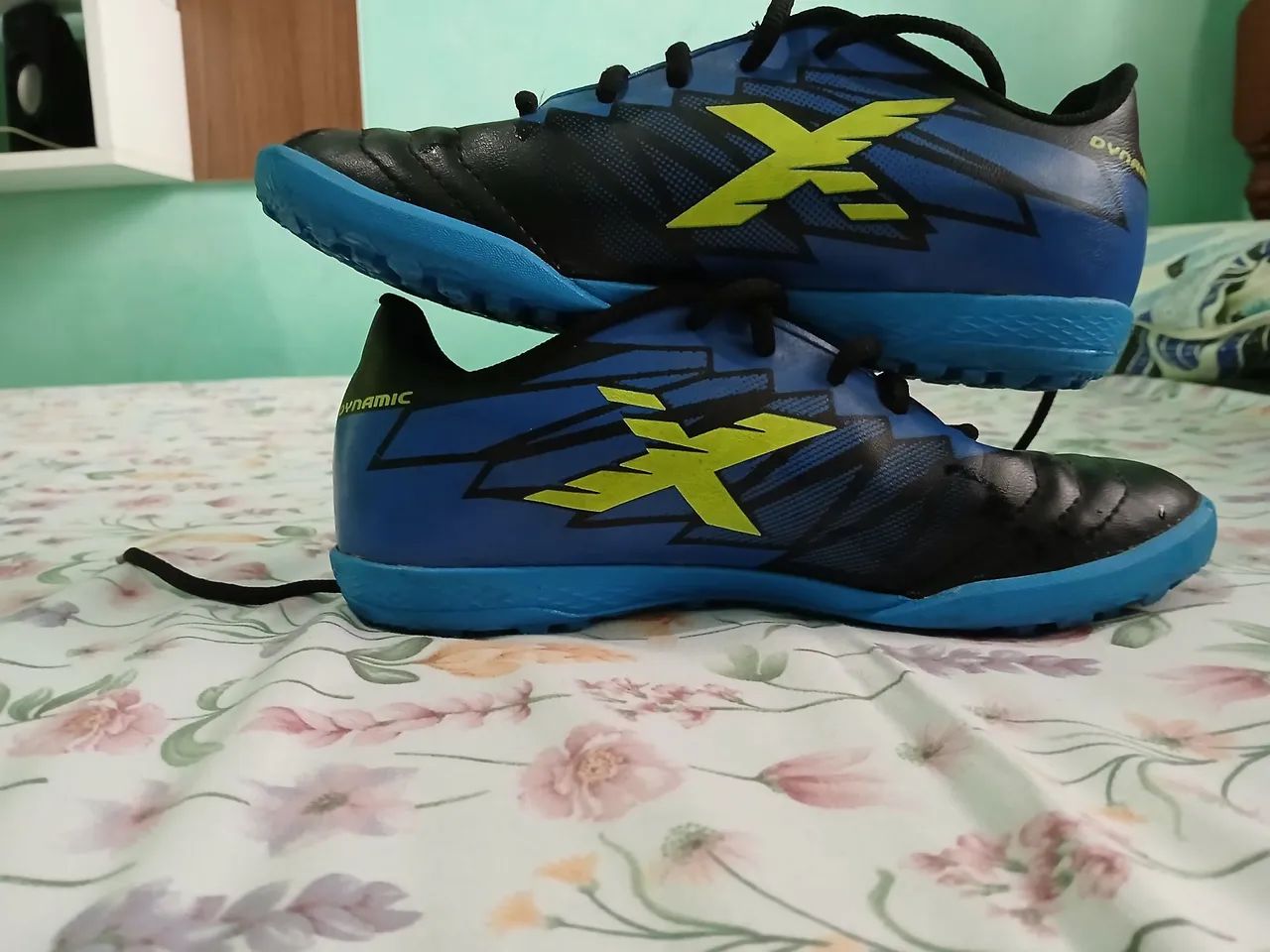 Chuteiras X - Tamanho 38 - Novas! - Foto 2