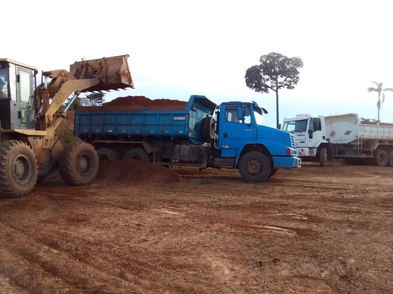 Vendo caminhão Mercedes1620 