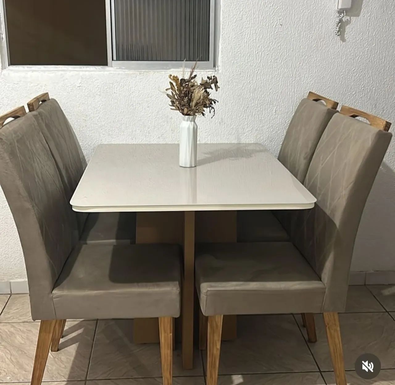 Jogo de Mesa e Cadeiras para Jantar - 4 Lugares - Foto 2
