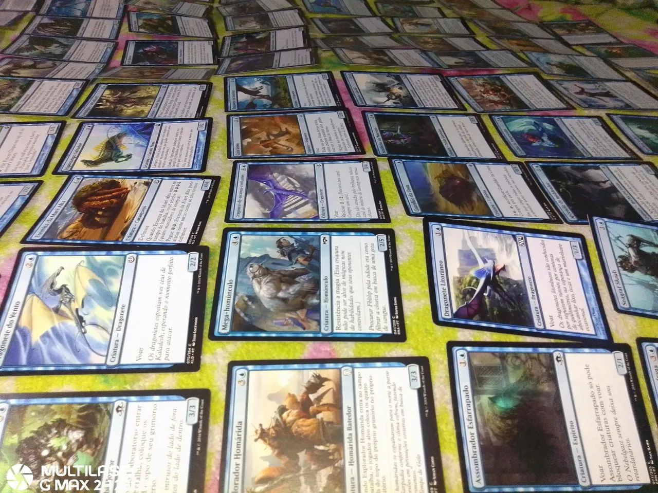 Lote de cartas MAGIC azul sem repetir original bem conservada 100 unidades pra jogar e  - Foto 2