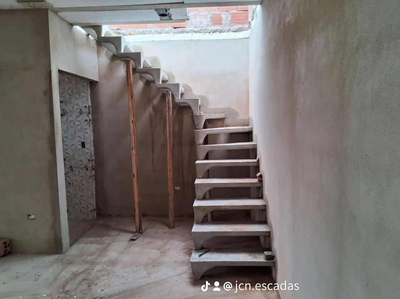 Escada pré moldada
