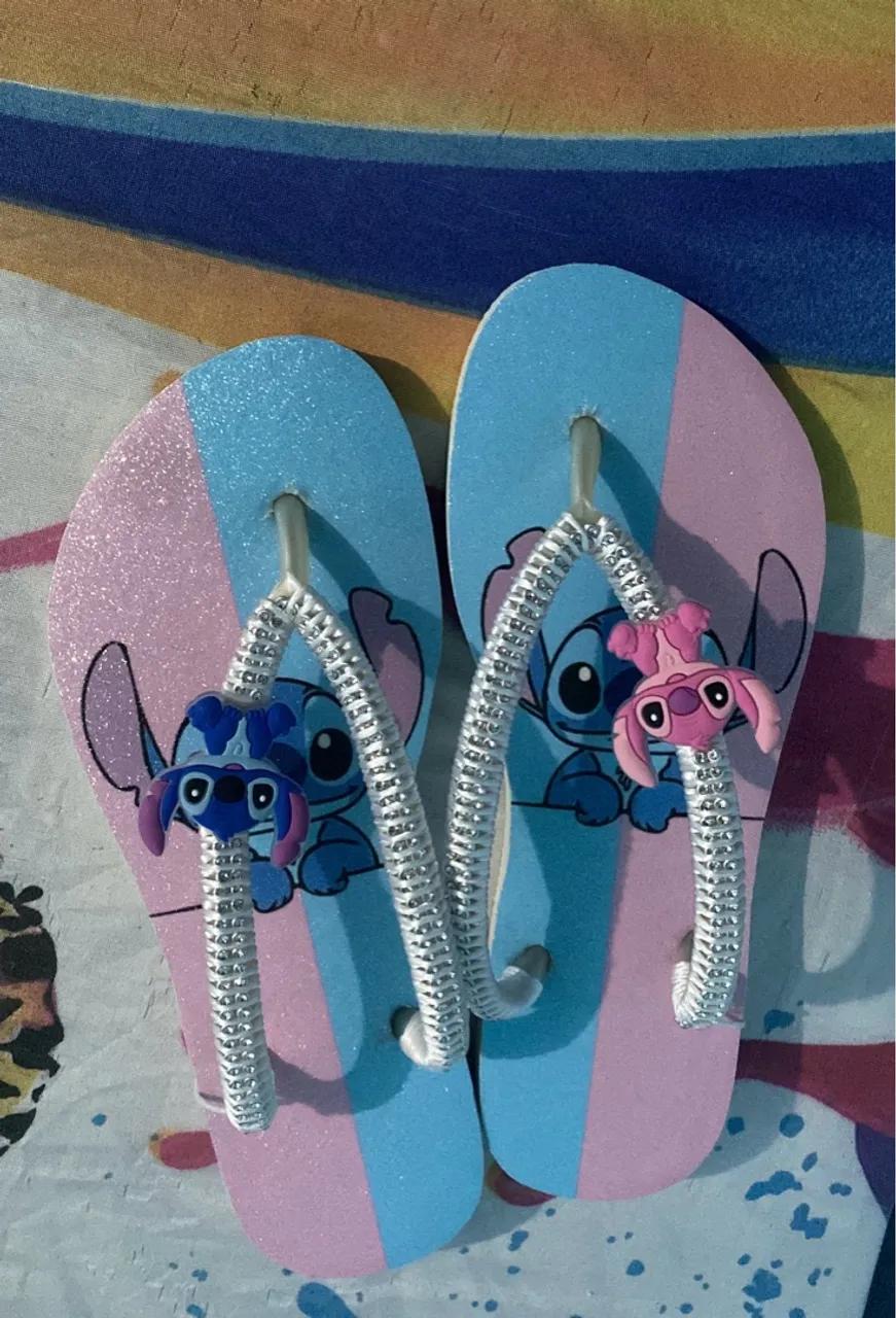 Chinelo do stitch