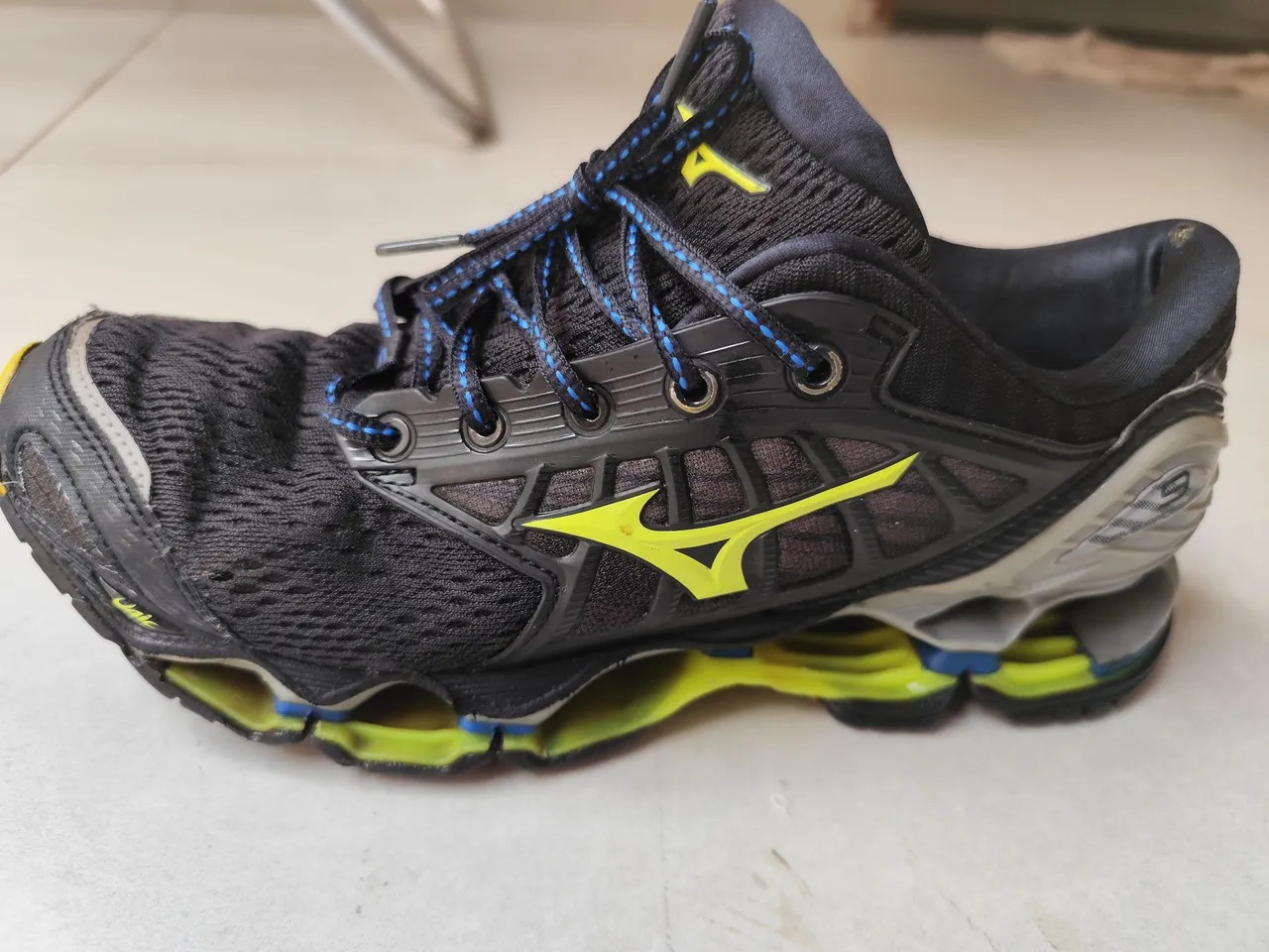 Tênis Mizuno Wave Prophecy 9