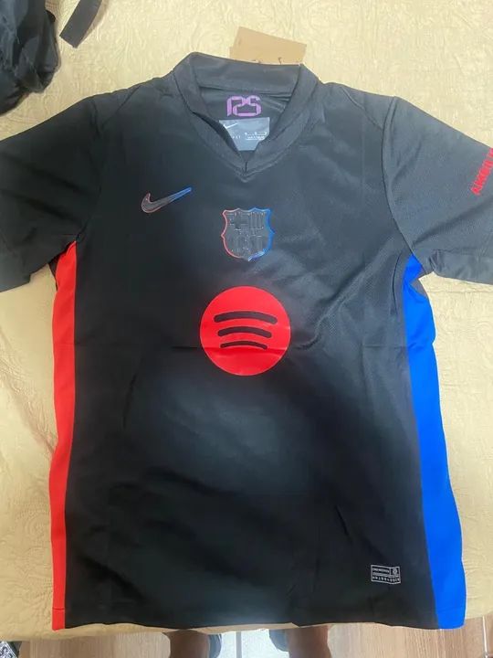 Camisa de Futebol Barcelona tamanho M