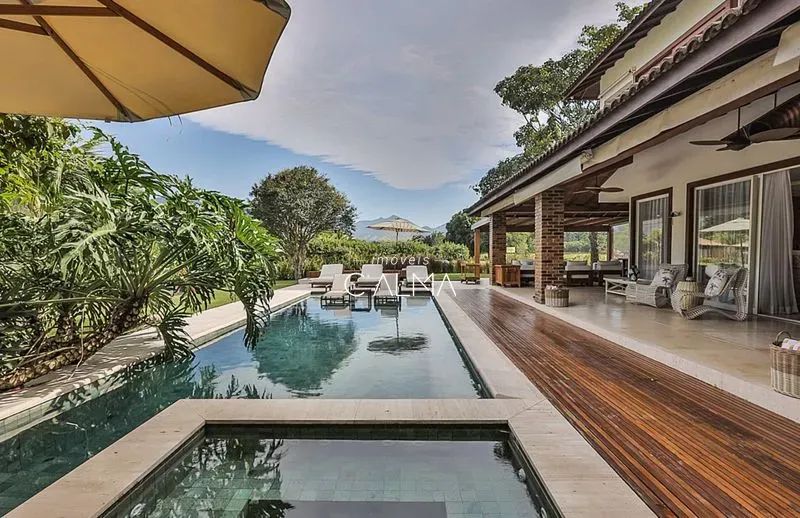 Seu Paraíso à Beira do Canal: Elegância no Condomínio Portobello Safari & Resort