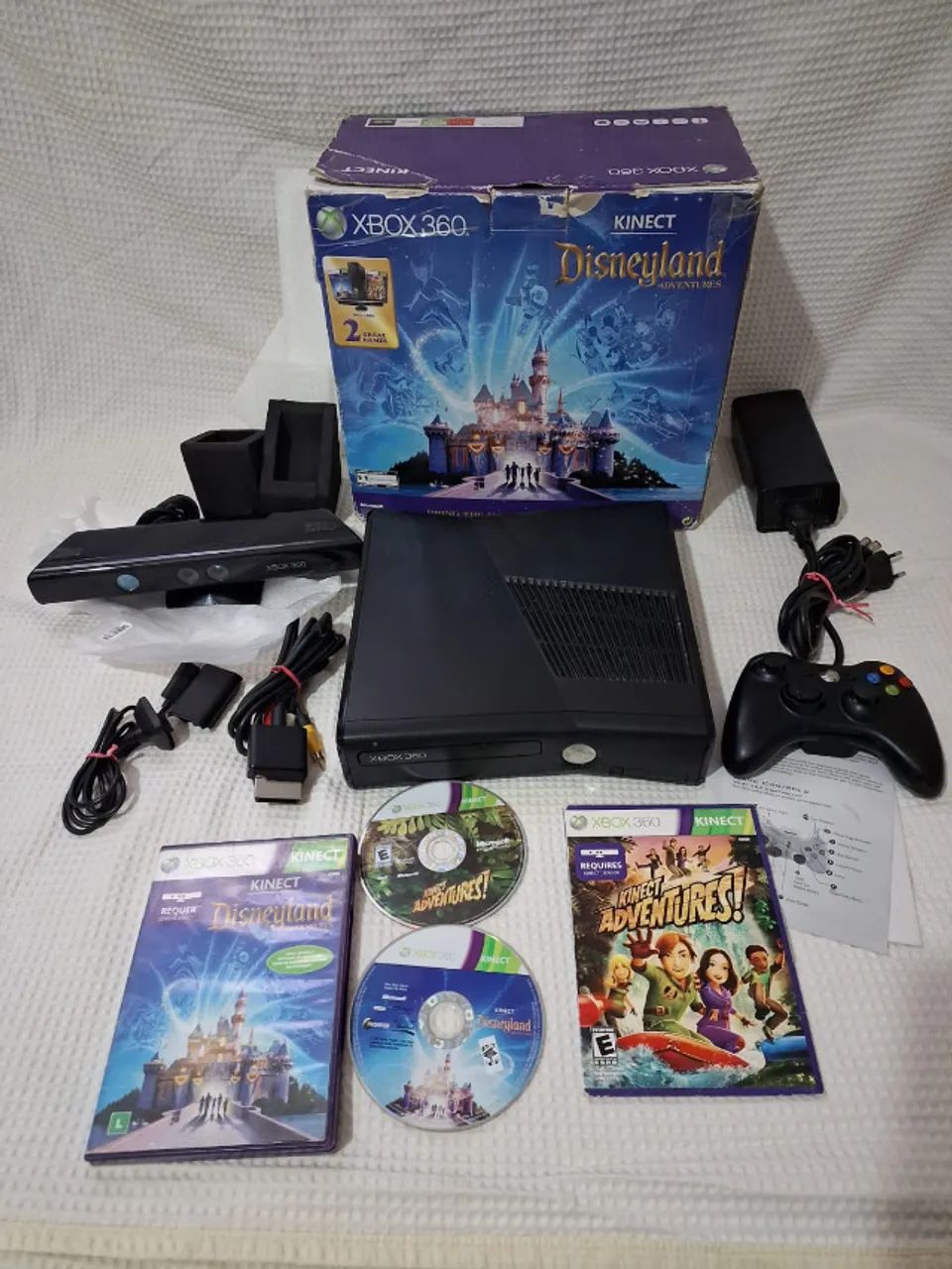 T XBOX 360 SLIM CAIXA SERIAL BATE DISNEY