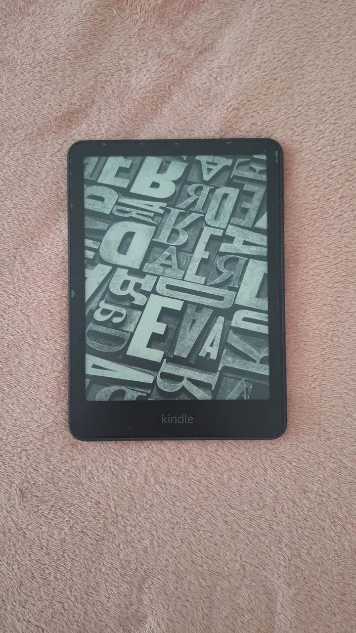 Kindle 12 geração + capa  - USADO com caixa - Foto 2