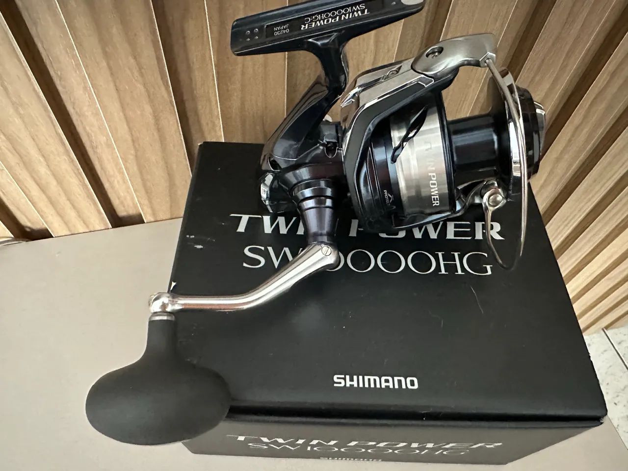 Molinete Shimano Twin power 10000swHG - Esportes de Quadra e Ao Ar