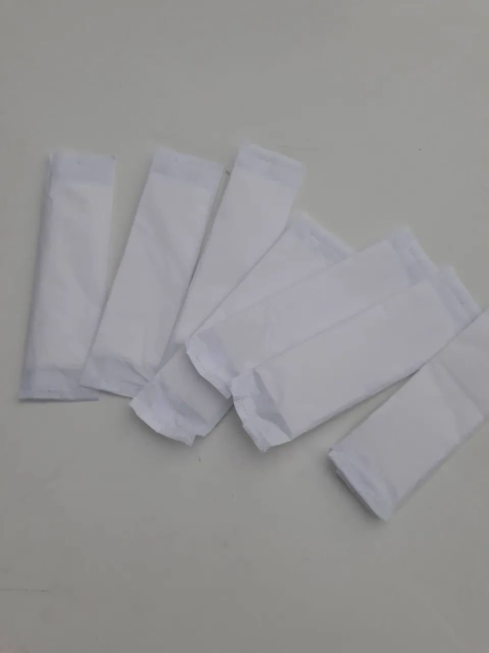 Sachê com 2 Guardanapos Premium 30x20cm! Higiene, Absorção e Carinho para seu Cliente!