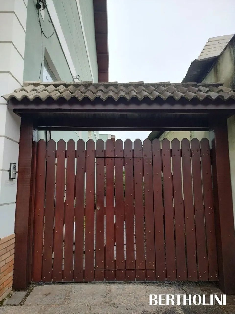Excelente apartamento com 2 quartos, no Centro de Penedo/RJ. - Foto 2