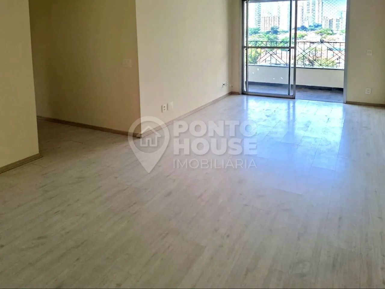 Vende ou aluga apartamento de 3 dormitório no bairro do Brooklin 2 vagas