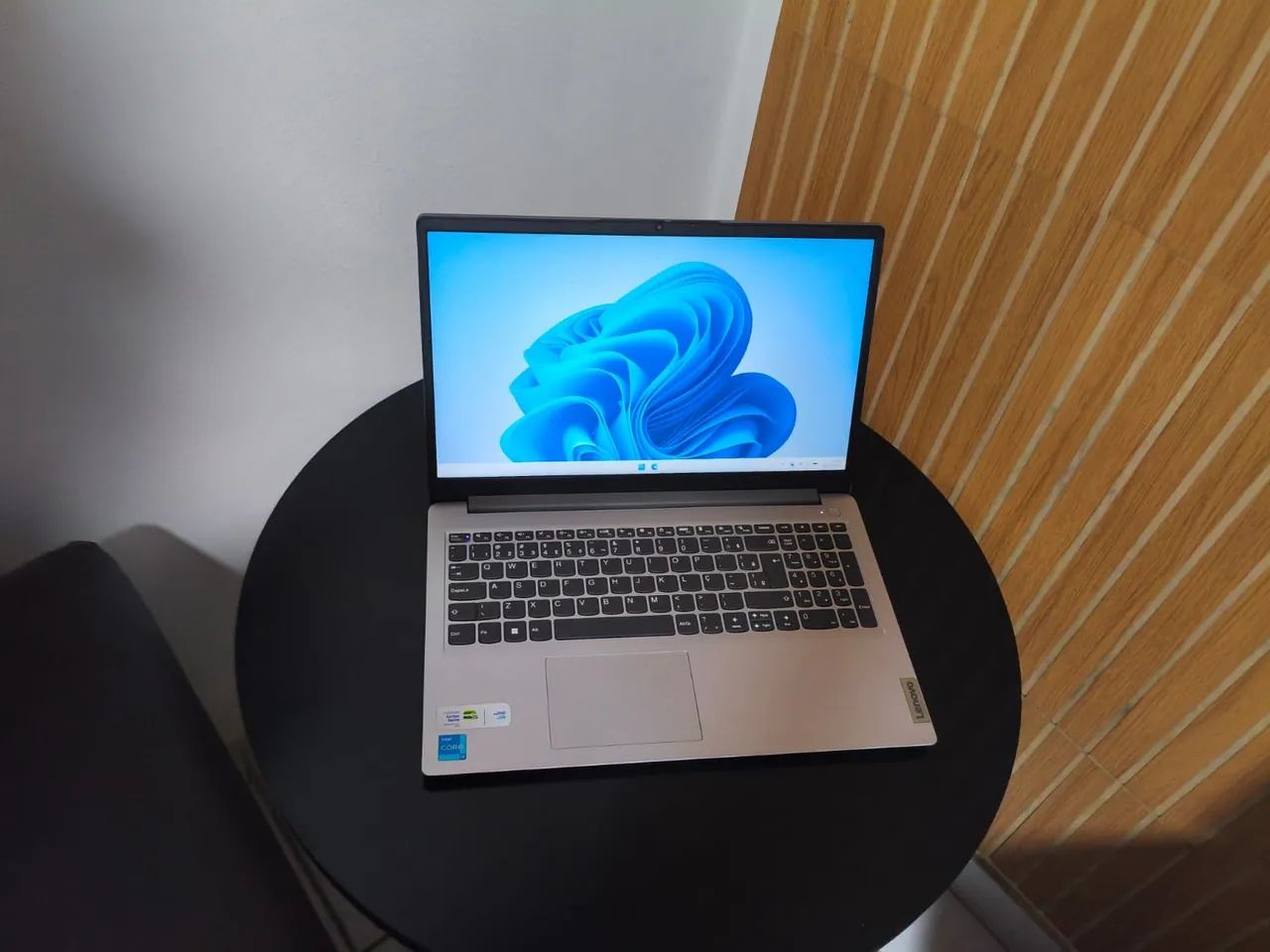 IdeaPad 1 15IAU7 - Foto 2