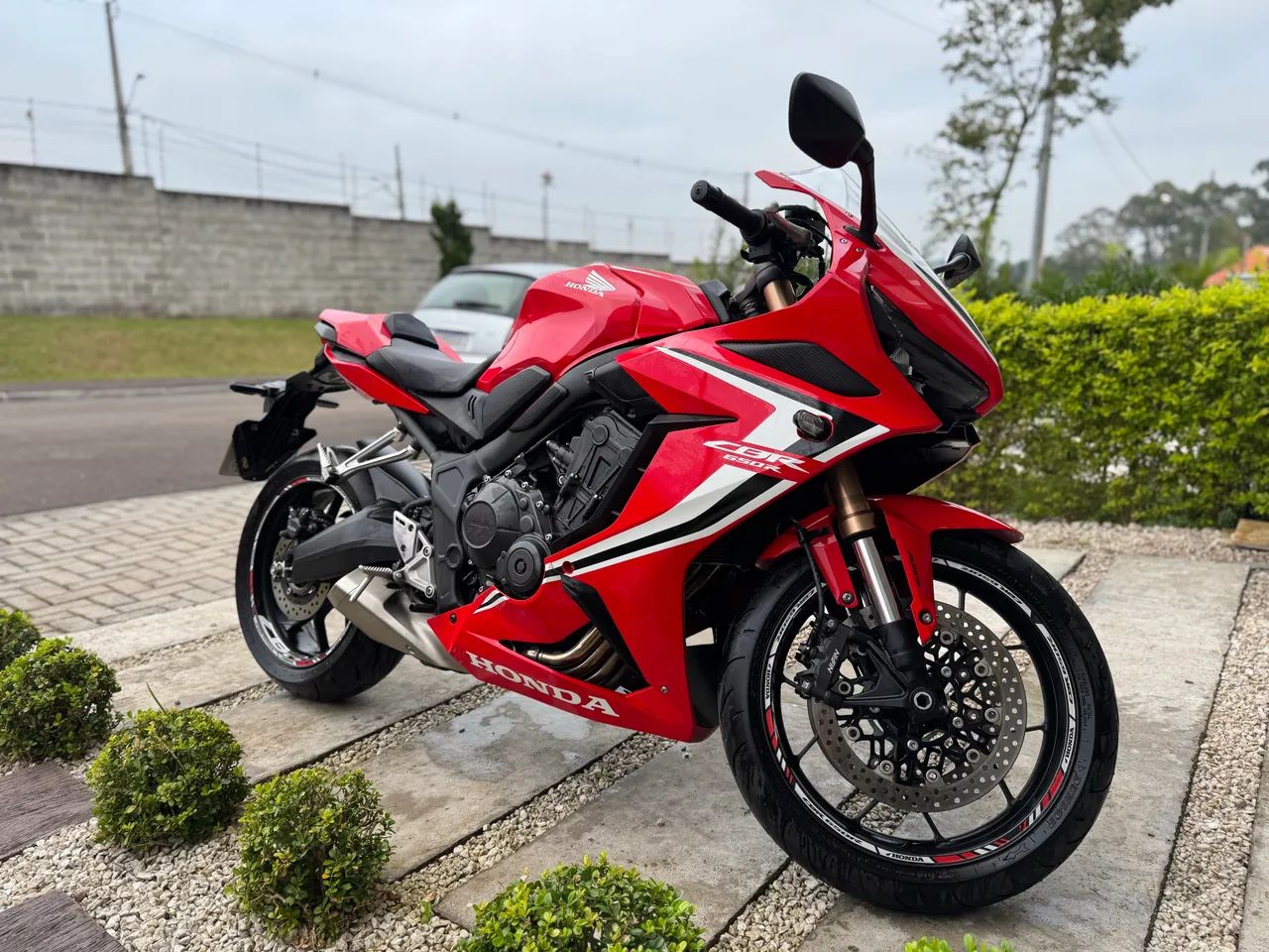 CBR 650 r ABS - Foto 5
